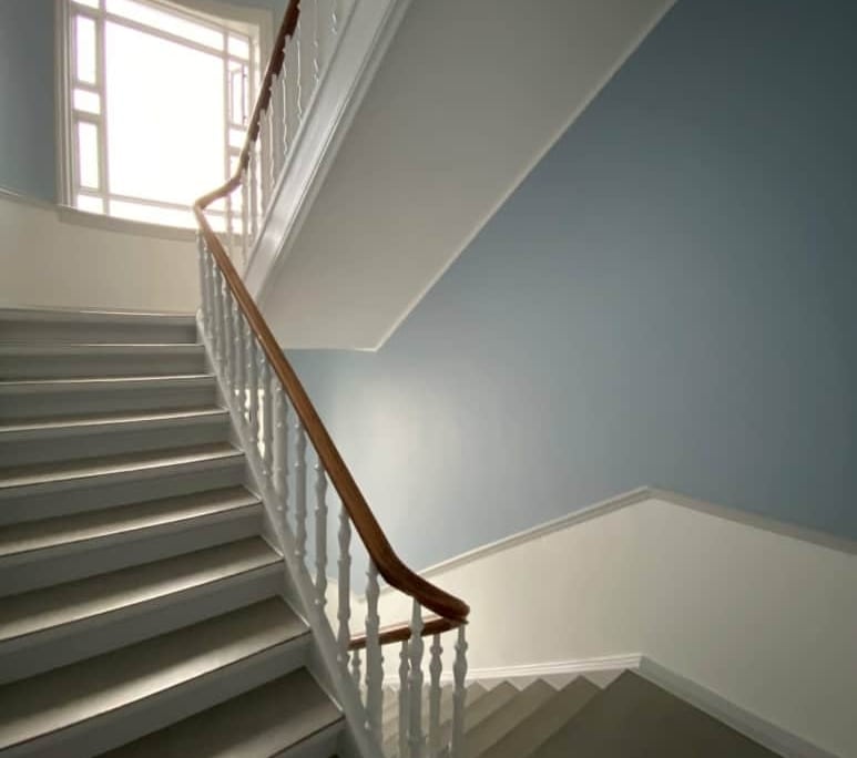 Trappeopgang der er nymalet ved Sortedams Dosseringen