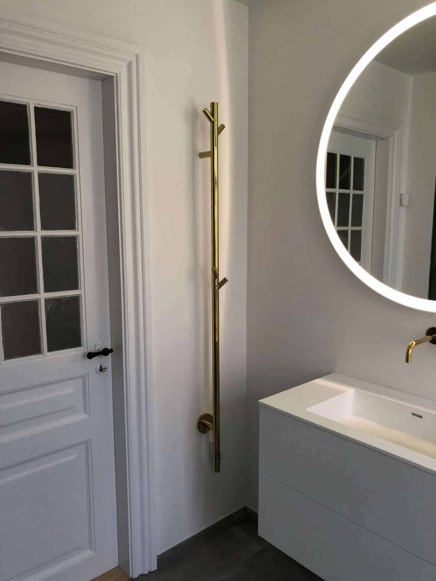 Moderne badeværelsesrenovering